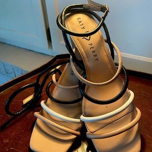 Katy Perry Chunky Heels Size 9.5